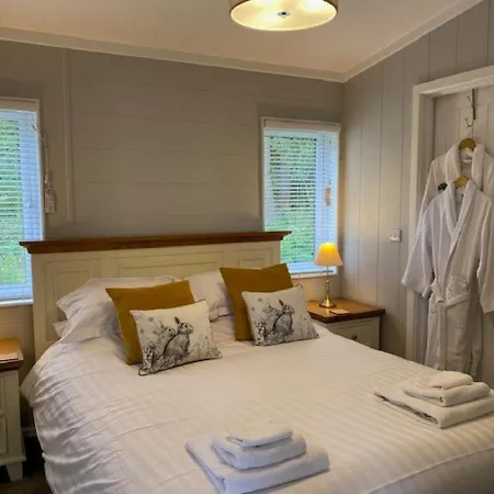 Hollicarrs - Sunflower Lodge York Room photo